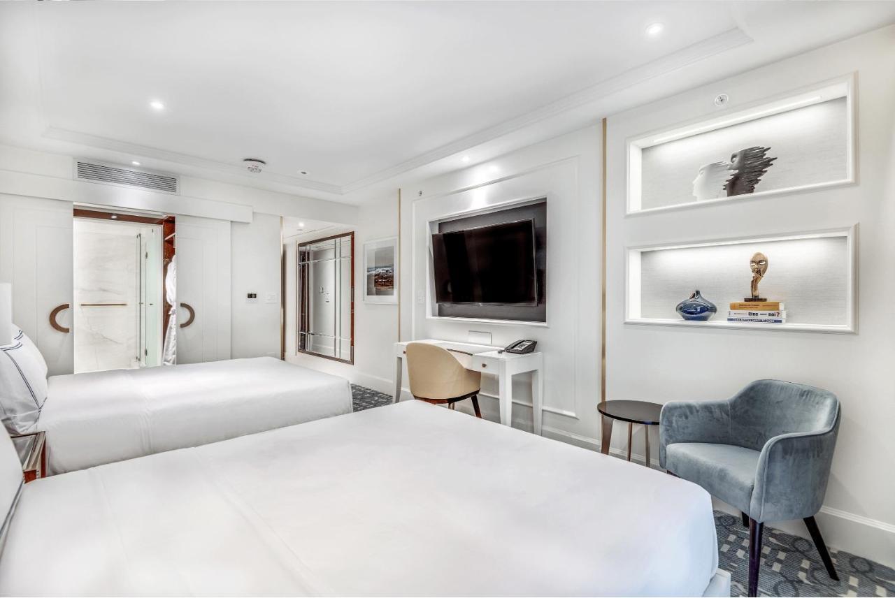 Azur Legacy Collection Hotel Vancouver Esterno foto